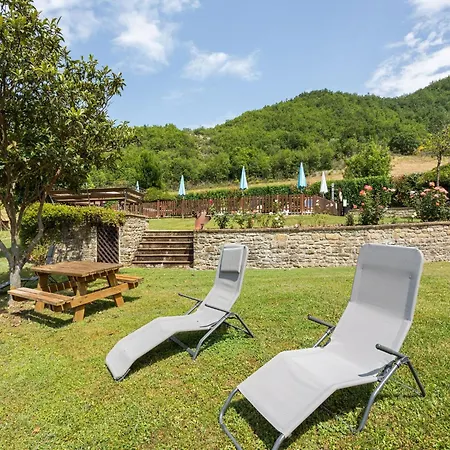 In With Pool Holiday home Assisi
