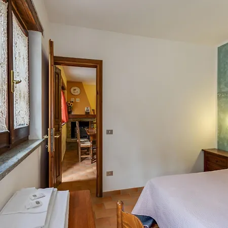 In With Pool Holiday home Assisi
