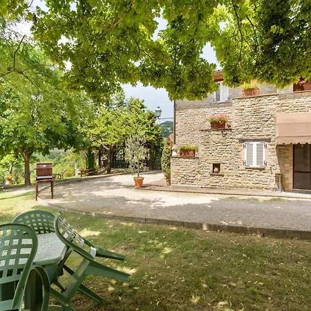 In With Pool * Assisi