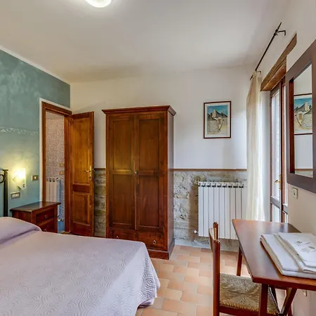 In With Pool Σπίτι διακοπών Ασίζη