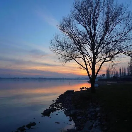 Σπίτι διακοπών In With Pool *